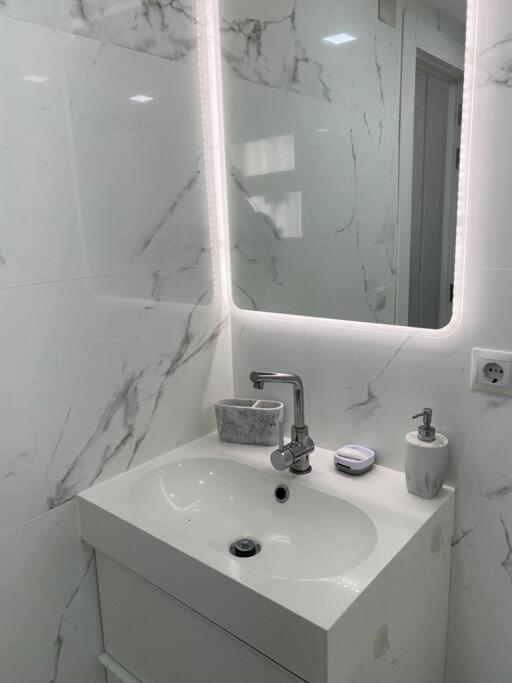 דירות טורמולינוס Casa Casablanca מראה חיצוני תמונה